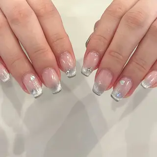 ネイル 岡崎 佑香のネイルデザイン