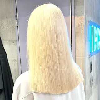 ミディアム カラー ✨ブリーチ支持No1 複雑履歴修正/舘岡のヘアスタイル