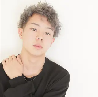 メンズ パーマ Stella Lux ステラ ルークスのヘアスタイル