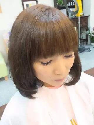 カラー 大野 まゆのヘアスタイル