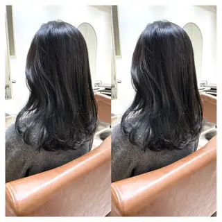 ミディアム カラー 村山 茉衣のヘアスタイル