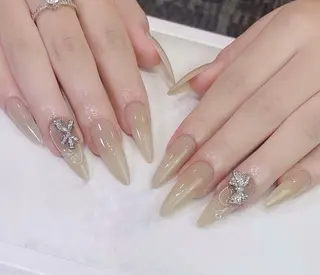 ネイル NAILS168 チップ長さ出し専門店のネイルデザイン