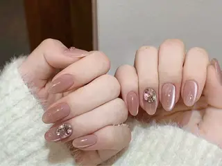 ネイル ラッキーネイルサロン西川口東口店所属・山田 由奈のネイルデザイン