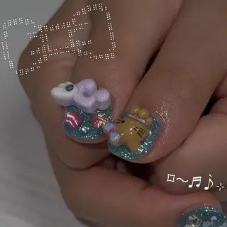 ネイル Sarina ⋆⭒˚ mavieのネイルデザイン