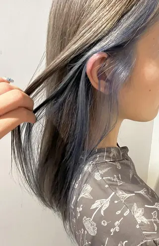 カラー *NIYONHAIR 古田百恵華*のヘアスタイル