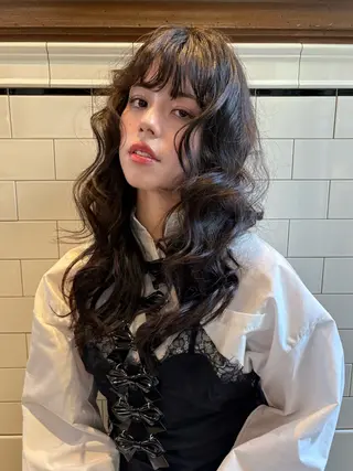 ロング パーマ パーマ×透明感カラー MIOのヘアスタイル