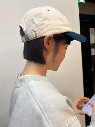 ショート ウシロダ メグミのヘアスタイル