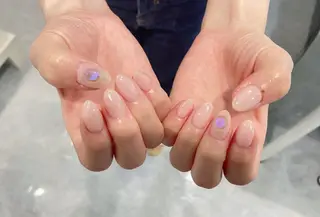 ネイル *RAIMU* HOLOGRAMのネイルデザイン