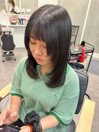 セミロング カラー 艶髪レイヤー上田 紗也🇰🇷💗のヘアスタイル