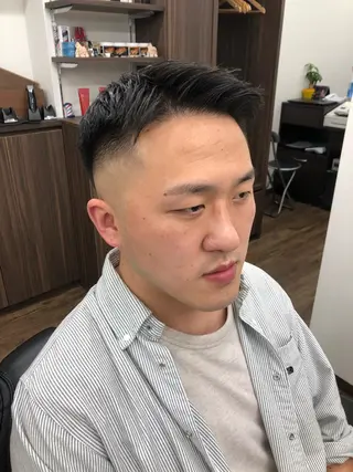 ショート メンズ DAN BRISE BARBER所属・馬上 拓海のヘアスタイル