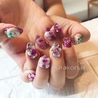 ネイル UrakoNail 《nail》のネイルデザイン