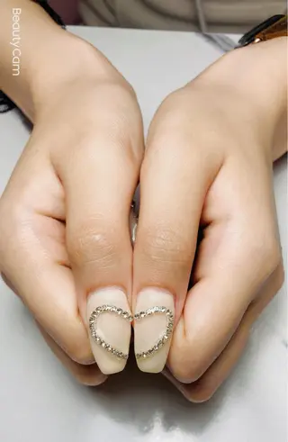 ネイル ewt miniのマツエク・マツパデザイン