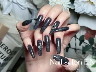 ネイル E.N🦋 長さ出し/持ち込みのネイルデザイン