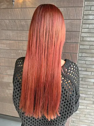 ロング カラー シャドールーツ earth　深川愛実のヘアスタイル