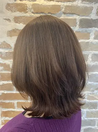 ミディアム トレンドカラー🎨 Eriのヘアスタイル