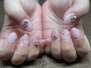 ミディアム ネイル M. KOTOMIのネイルデザイン