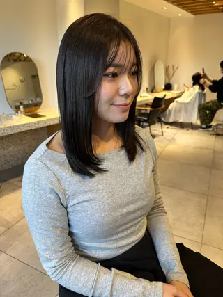 ミディアム カラー 和田 あおいのヘアスタイル