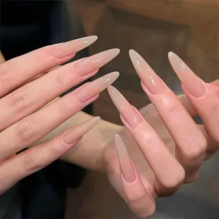 ネイル Betty nail salon所属・Betty nail サロンのネイルデザイン
