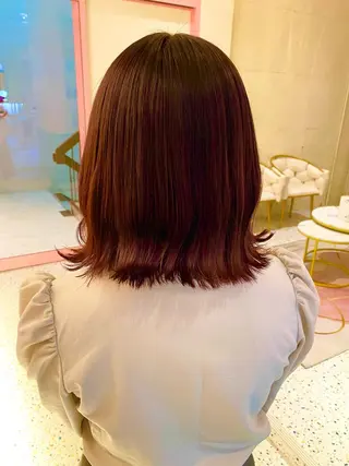 ミディアム AMELY所属・井出 くるみのヘアスタイル