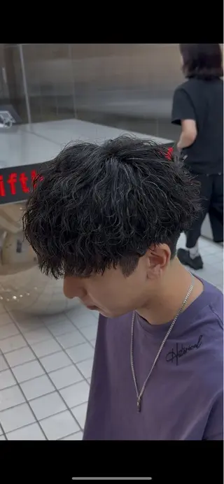 パーマ ヘアアレンジ メンズ fifth park 六反穂 龍介のヘアスタイル