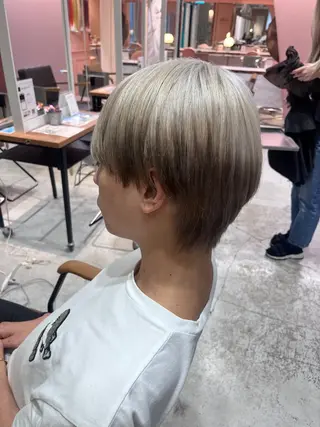 カラー メンズ 大阪韓国メンズ特化 LUNAのヘアスタイル