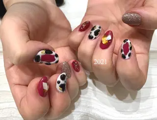 ミディアム m kaori𓃟のネイルデザイン