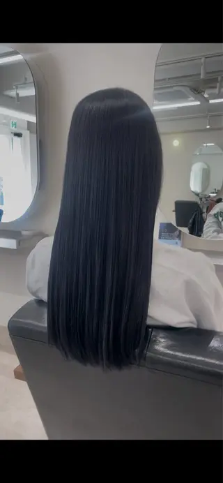 ロング haku.箕面店所属・ヤスマル ミアカのヘアスタイル