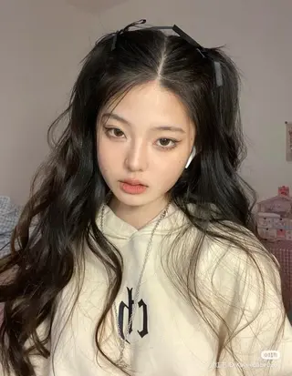 カラー 🥣大人っぽ韓国 スタイル🥣アヤノのヘアスタイル