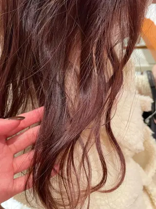 ロング カラー 八杉 佳澄のヘアスタイル