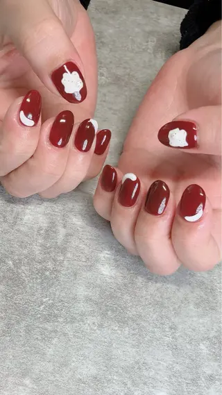 ネイル haleyume所属・shino🌟 痛ネイルのネイルデザイン