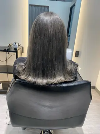 ミディアム 橋本 彩のヘアスタイル