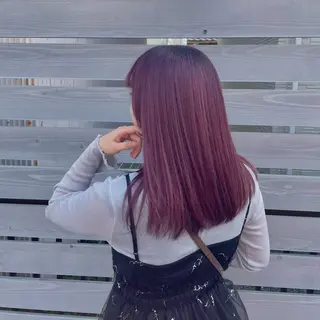 ロング 夏向/ハイトーン /パーマのヘアスタイル