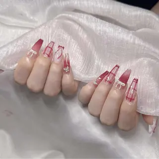 ネイル Lee Nailsのネイルデザイン