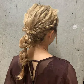ヘアアレンジ 🎀taro ブリーチなしカラーのヘアスタイル