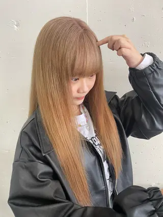 ロング カラー 𝙃𝘼𝙍𝙐🎀 韓国×エクステのヘアスタイル