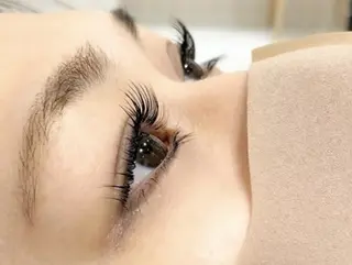 マツエク・マツパ ドーリーラッシュイオンモール福岡伊都店所属・ドーリーラッシュ 金子の眉毛・アイブロウイメージ