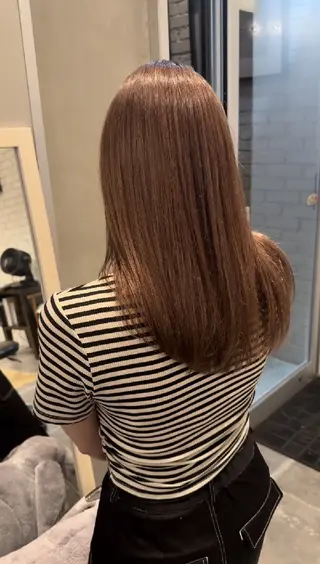 ロング カラー エスウォーク松井 俊男のヘアスタイル