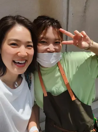 ミディアム さの あやねのヘアスタイル