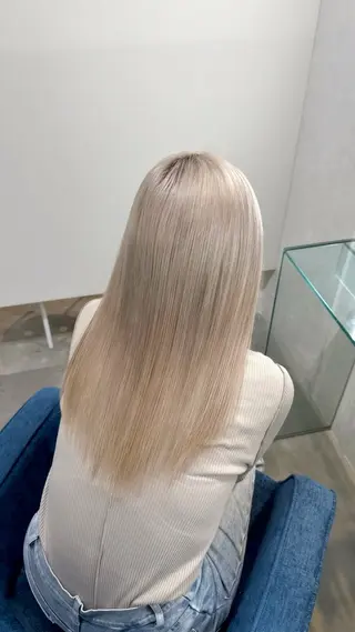 セミロング カラー Boxmico. / カカズ コトネのヘアスタイル