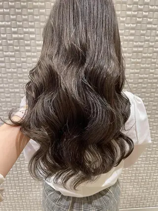 ミディアム カラー シャドールーツ美容師 篠原康太のヘアスタイル