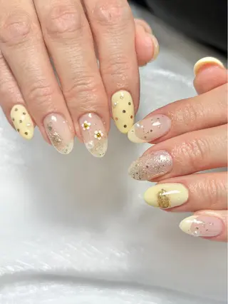 ネイル K Rのネイルデザイン