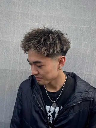 ショート カラー パーマ 【再現性120%】 🔥龍也リュウヤ🔥のヘアスタイル