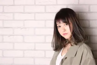 ミディアム カラー パーマ 水原 恵莉香のヘアスタイル