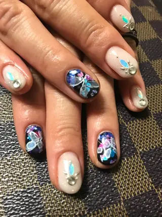 ネイル みんなの店所属・仲谷 つかさのエステ・リラクイメージ