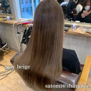 セミロング カラー 淡色ふんわりhair 新宿satomiのヘアスタイル