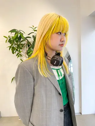 ミディアム カラー 可愛いパーマスタイル といえばISSEYのヘアスタイル