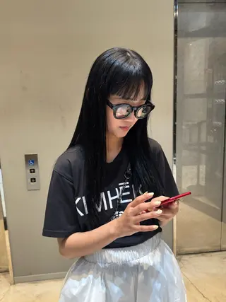 ロング カラー newi remi🖤のヘアスタイル