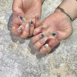 ネイル Nes.nail所属・🌼Nomura Yuko🌷のネイルデザイン