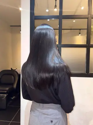 ロング カラー 🪽MiYU🪽 艶カラー⁎⁺˳✧のヘアスタイル