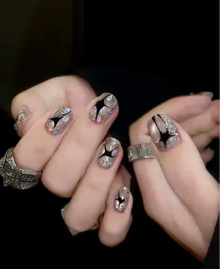 ネイル T. Leeのネイルデザイン